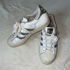 Adidas Superstar Sneakers | Size 5